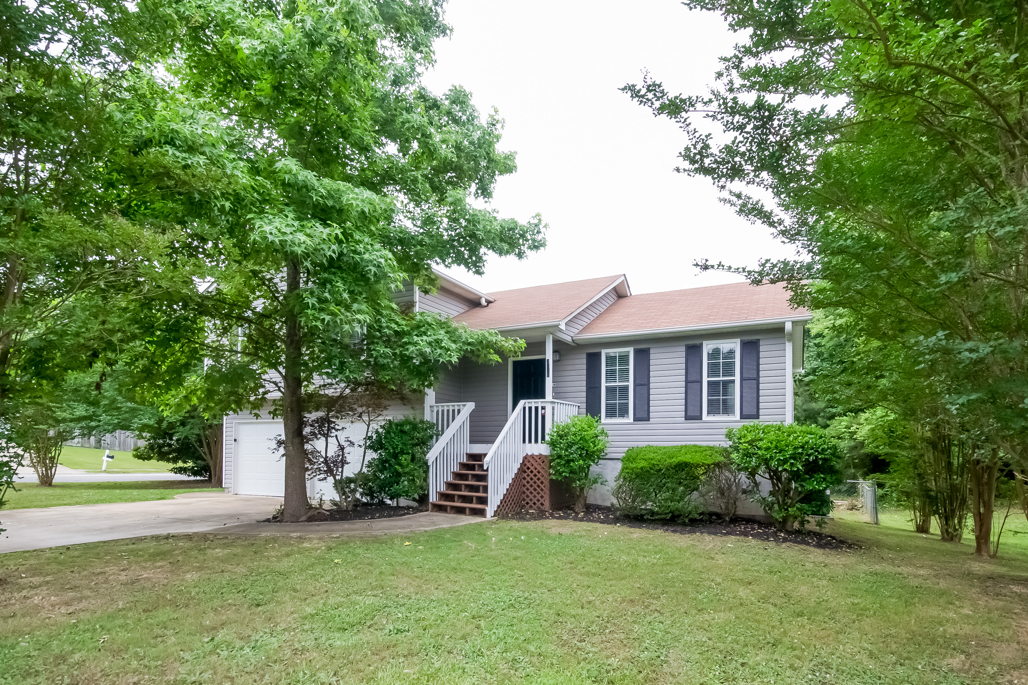 206 Ivy Crest Dr Dallas, GA 30157
